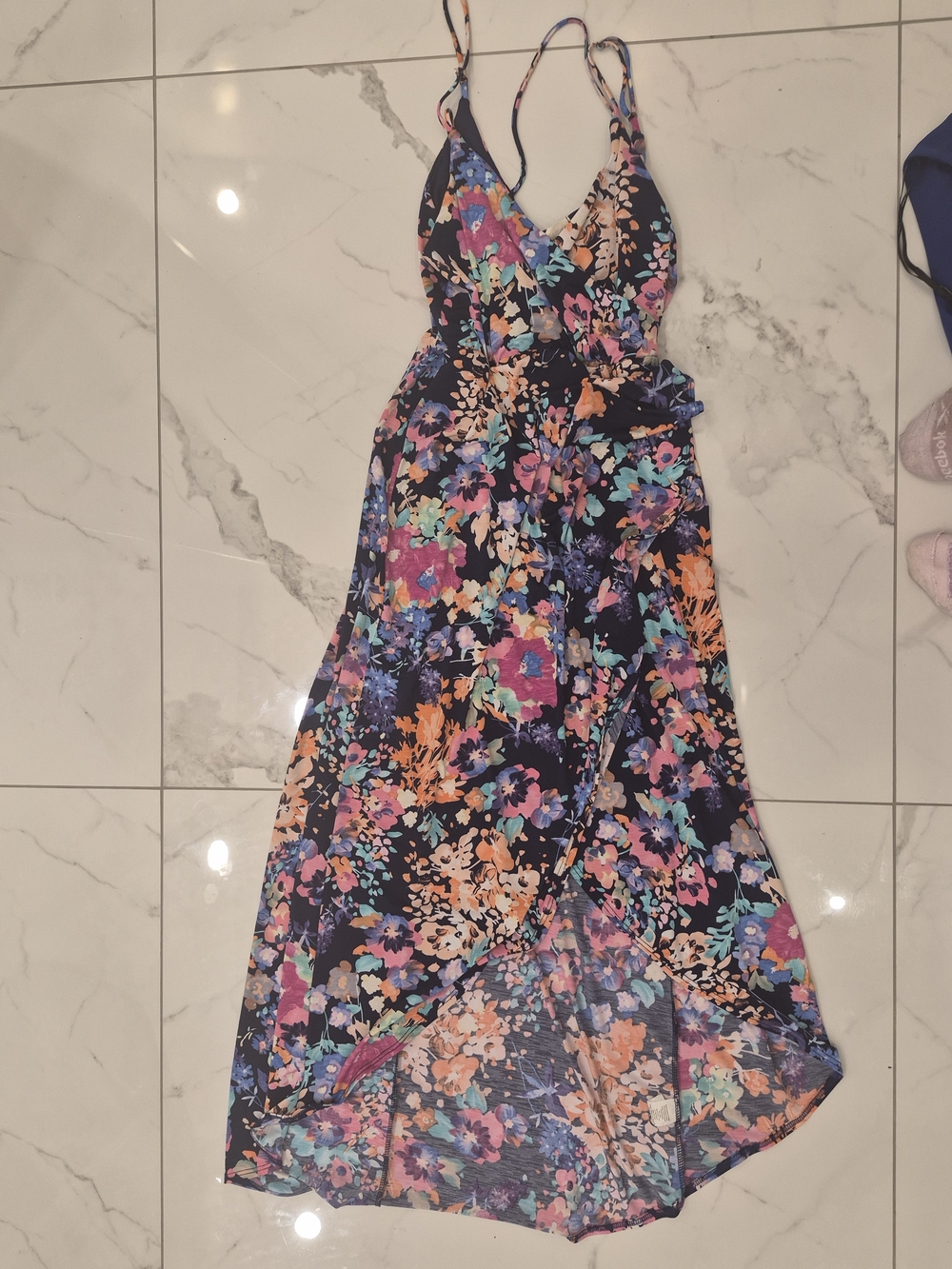 1.4.3. Story by Line Up Navy Floral High-Low Maxi Dress